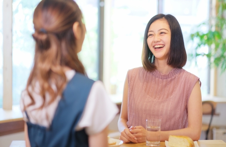一人でじっくり？それともペア？埼玉のパーソナルカラー診断｜Maturevery マチュアベリー